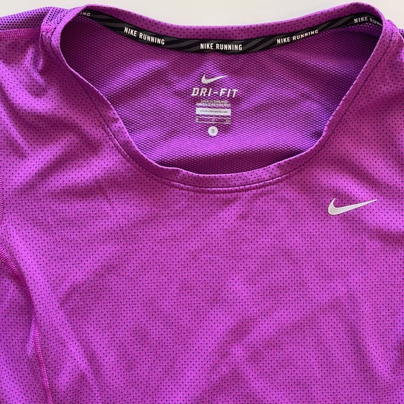 Nike Dri-fit running tshirt - Picture 2 of 2
